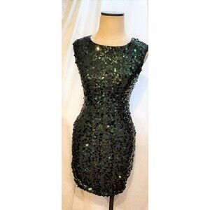 Sequence Dress in Forest Green
